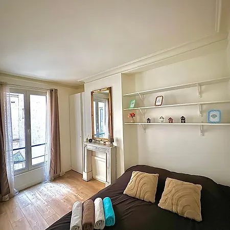 Apartment Modern &