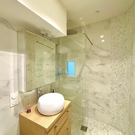 Modern & Apartment *